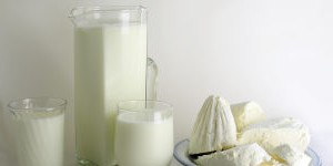 Молоко допомагає скинути зайву вагу