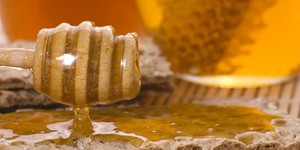 Лікування суглобів медом: рецепти
