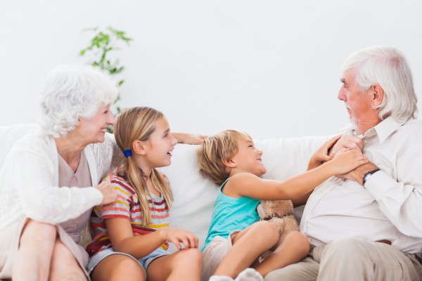 Чому нас можуть навчити бабусі і дідусі